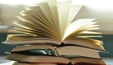 How to Get Free Textbooks in College