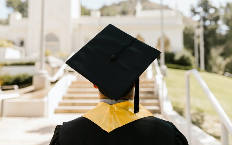 Graduating high school early - the ultimate guide