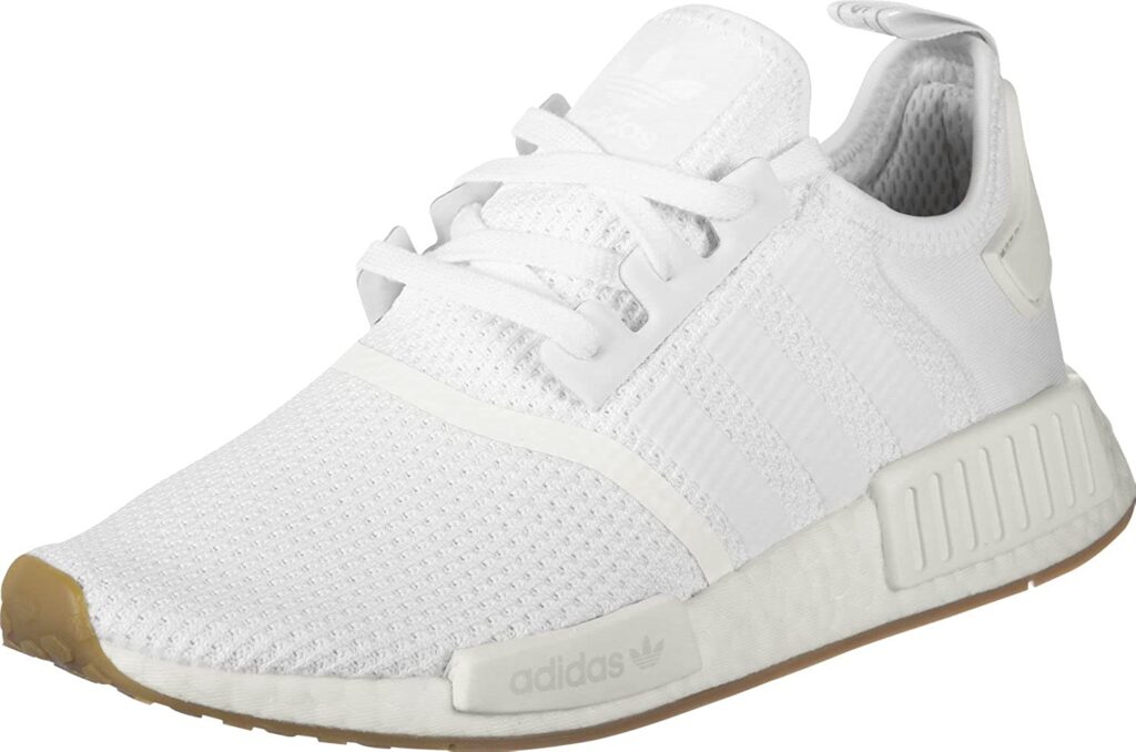 popular sports shoes for teenage guys