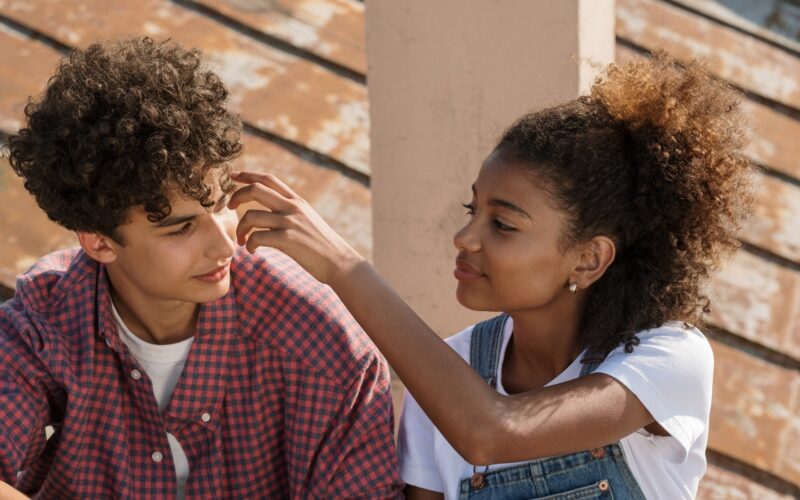 How to Flirt with a Guy in High School