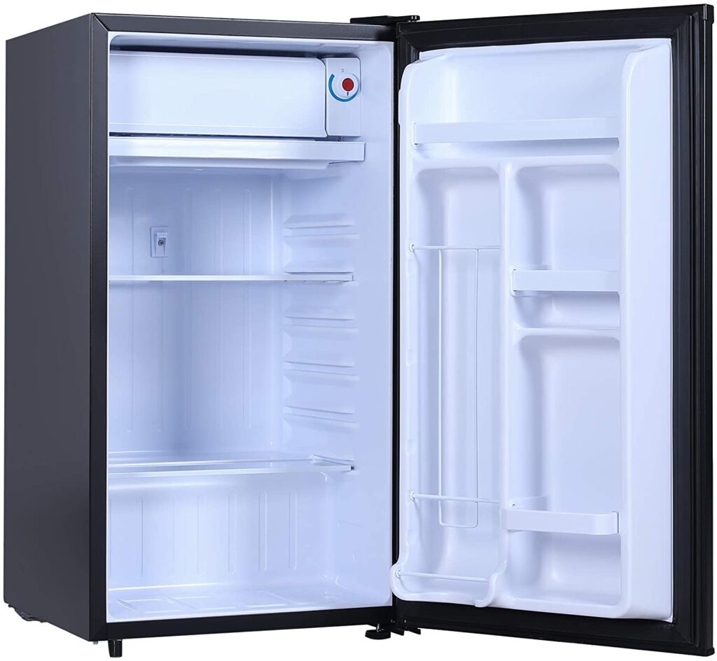 best mini fridges for dorm rooms