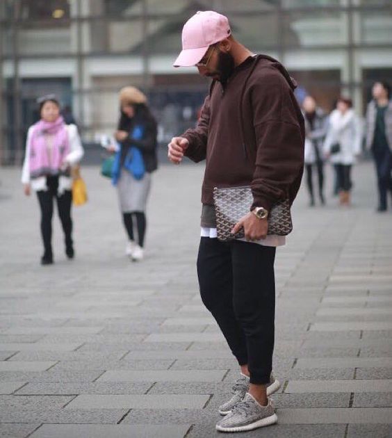 how to style yeezys with joggers