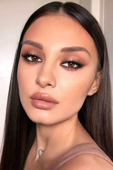 neutral homecoming makeup