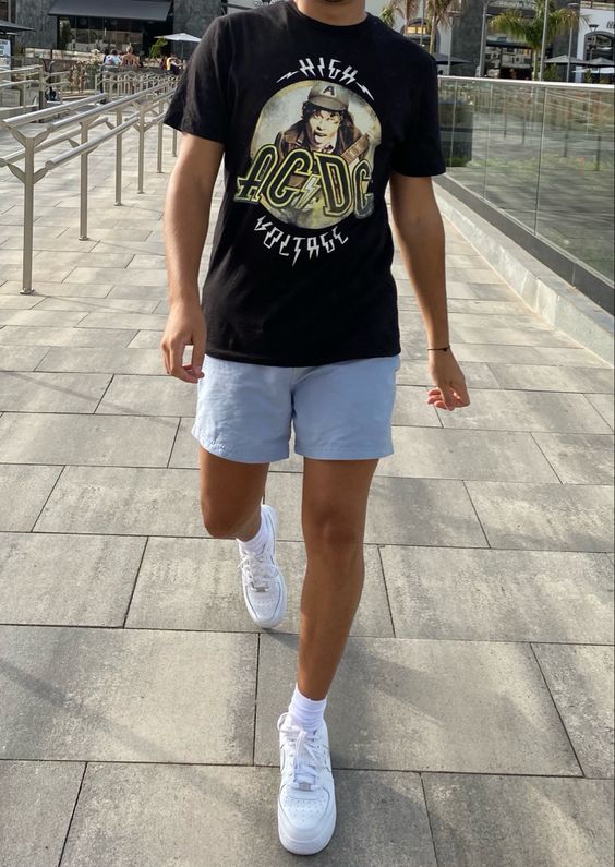 Air Force 1 outfit ideas with shorts