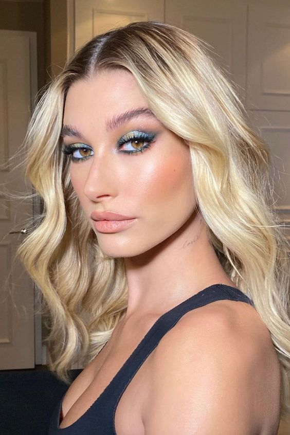 simple prom makeup looks for black dress