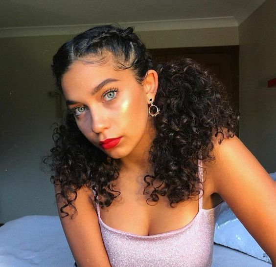 simple half up medium length hair