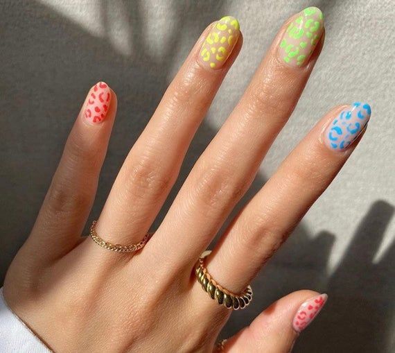 cute acrylic nail ideas for teens 