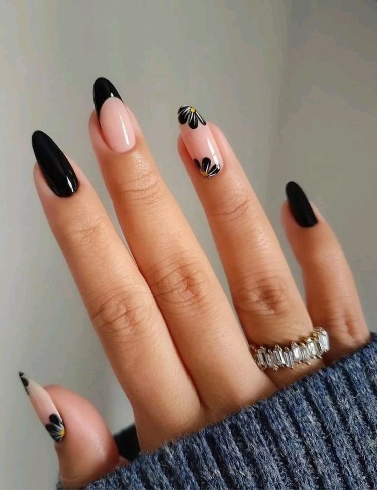 black cute graduation nails