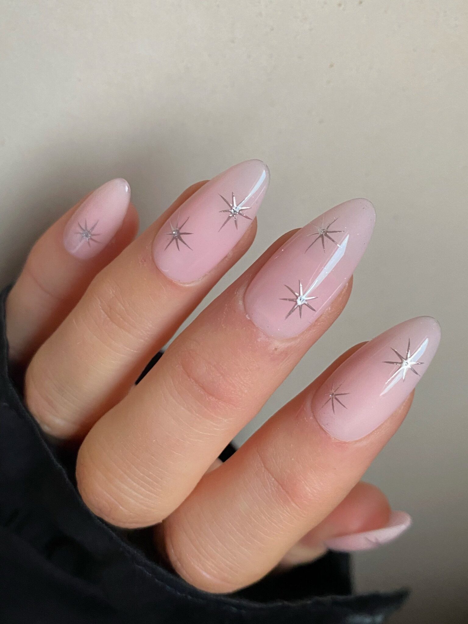 best nails for graduation