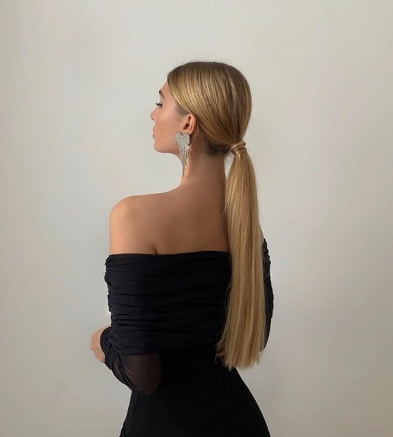 blonde down ponytail