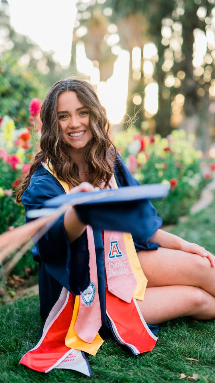 long brunette hairstyle for graduation