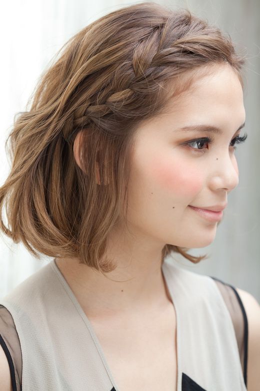 how to do graduation hair for short hair