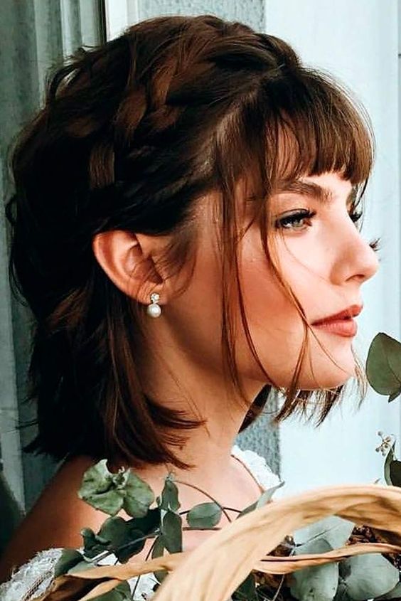 brunette short hairstyle