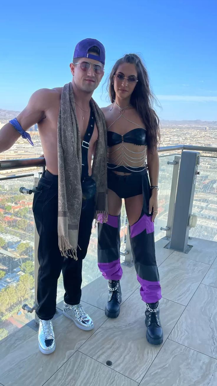 Best Matching couple festival outfits 