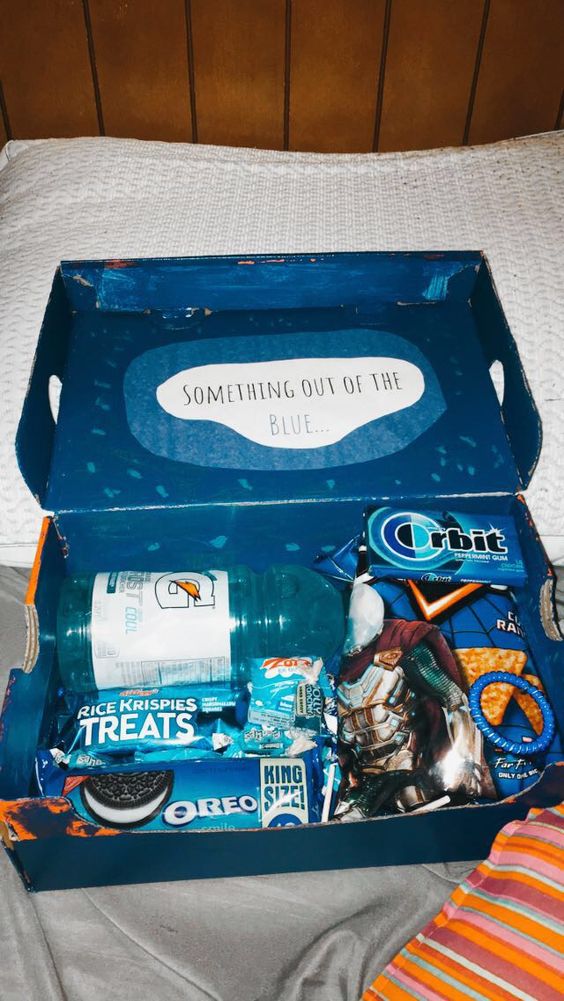 Cool High school senior night gift ideas 