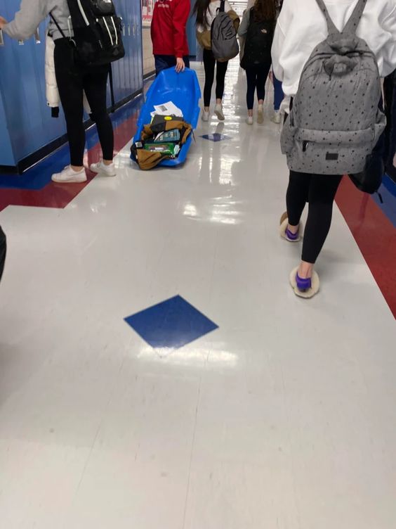 Creative idea for no backpack day 