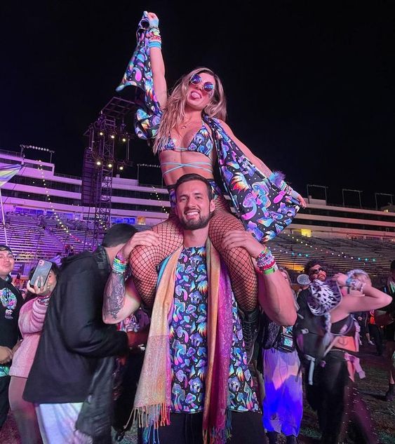 Couple rave outfits 