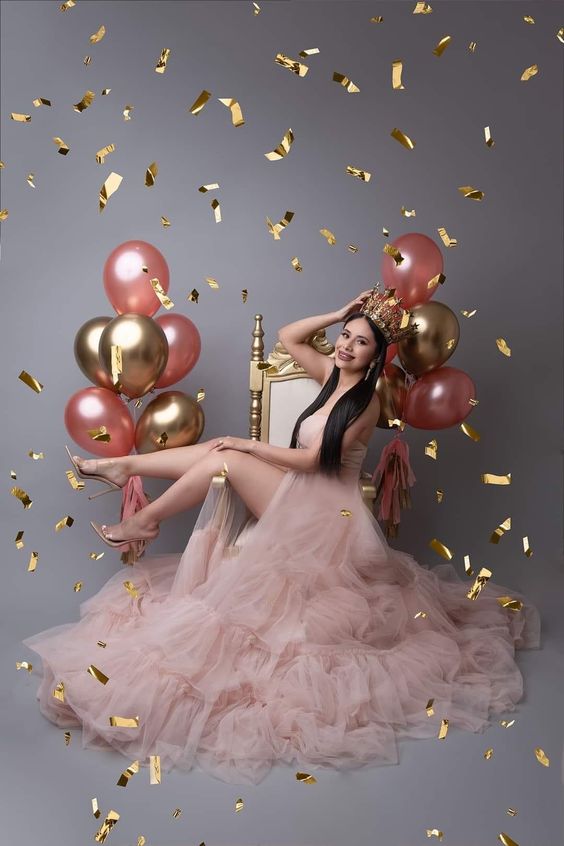 aesthetic photoshoot for birthday for girls