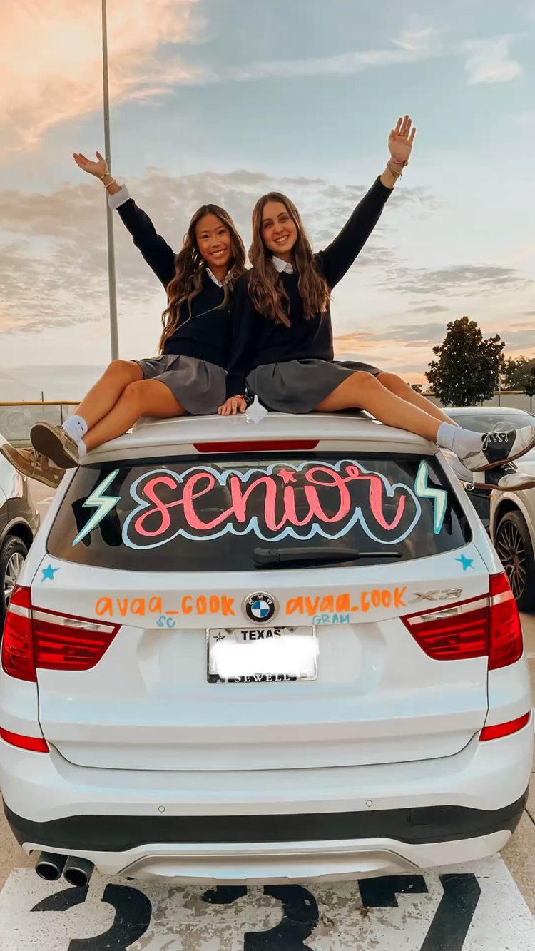 senior year car decorations