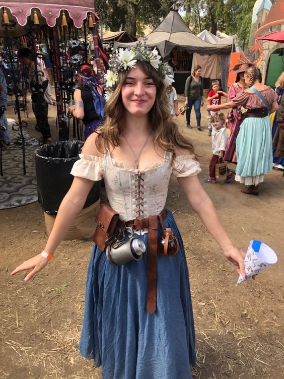 Cool outfit look for festival 