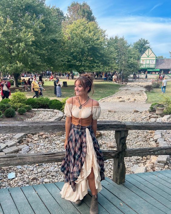 Renaissance fair outfit ideas 