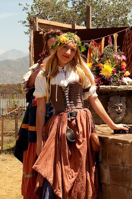 Renaissance fair outfits ideas for girls 