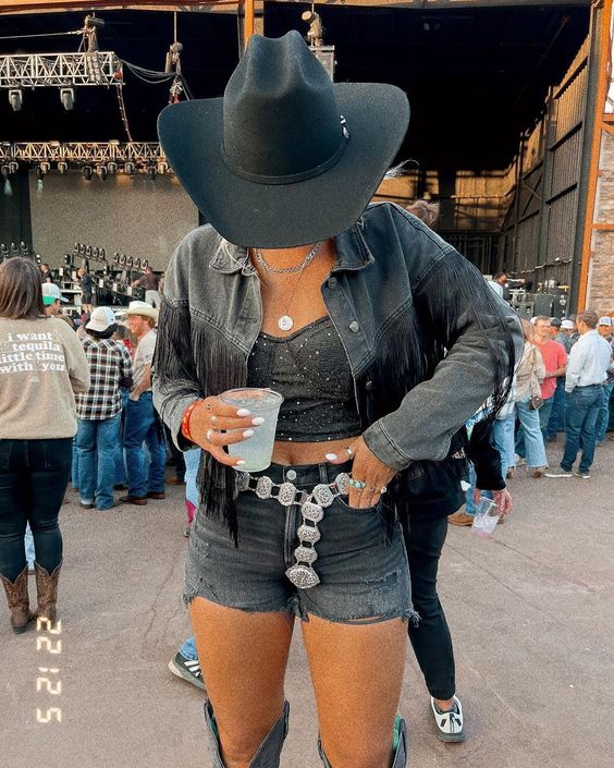 stagecoach outfit ideas