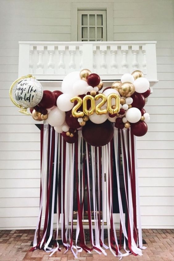 Simple College balloon ideas 