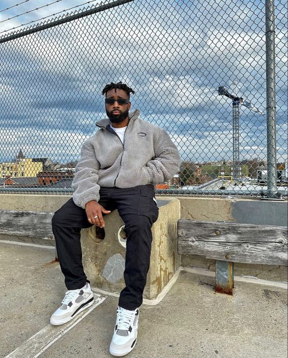 Simple outfit for guys to wear