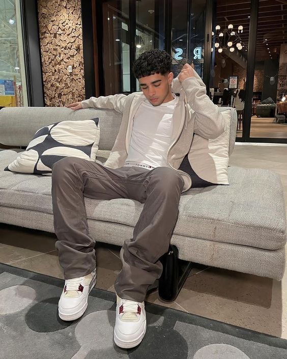 Outfits to wear with jordan 4s 