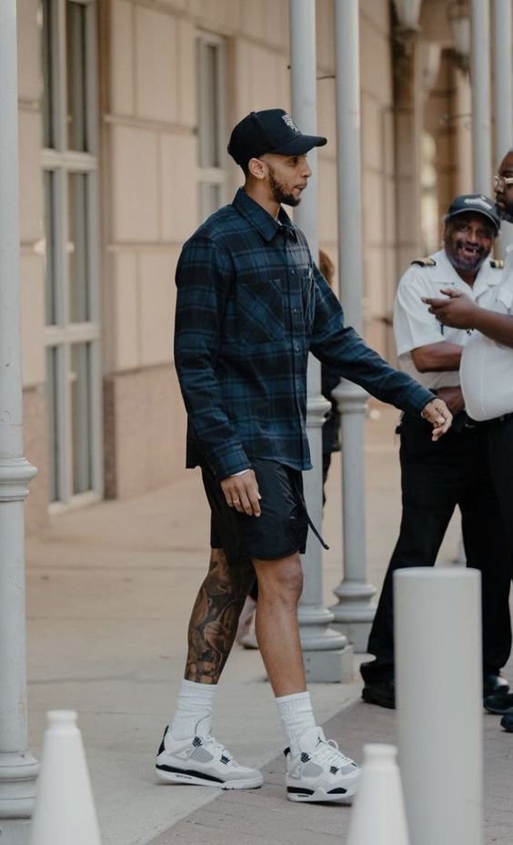 Simple outfit for guys to wear 