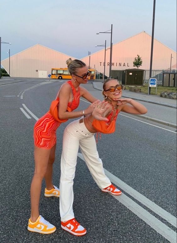 Trendy and cute Nike Dunk Low outfits 