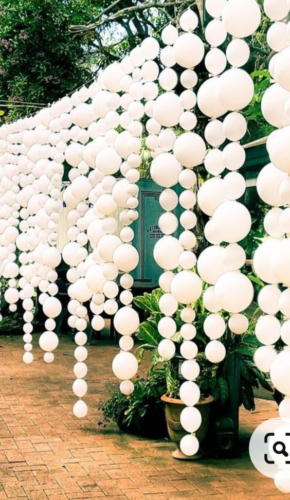 Simple College balloon ideas 