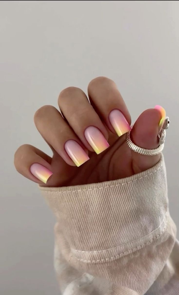 Elegant nails for spring 