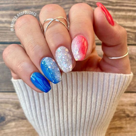 Summer nails for party 