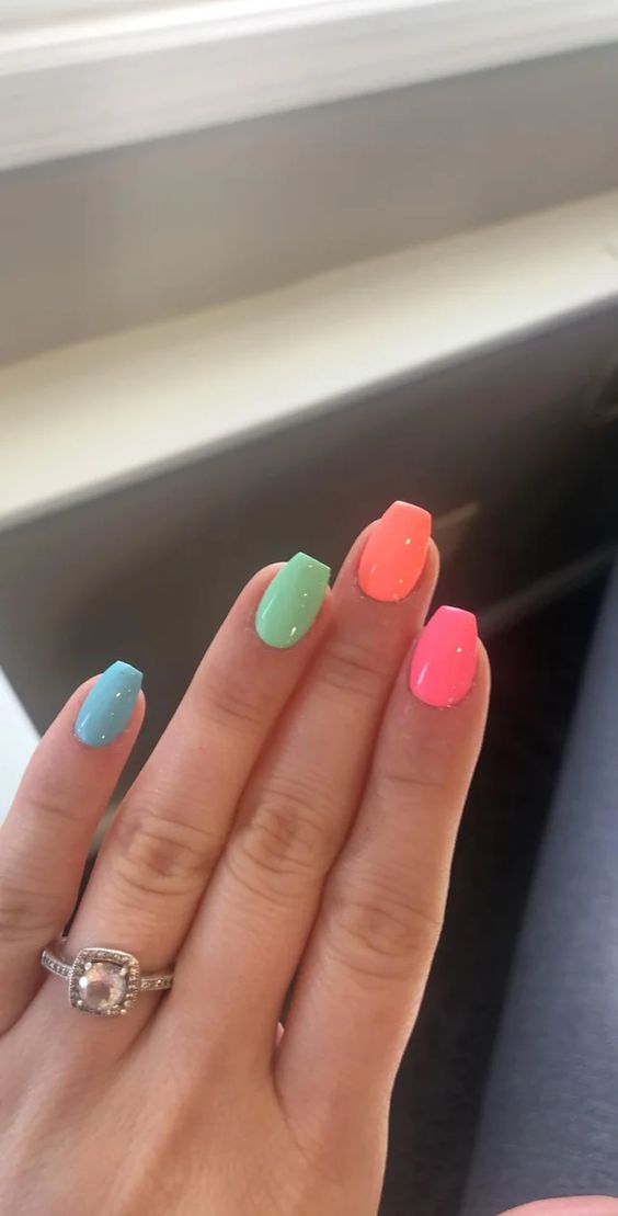 Simple nail designs 