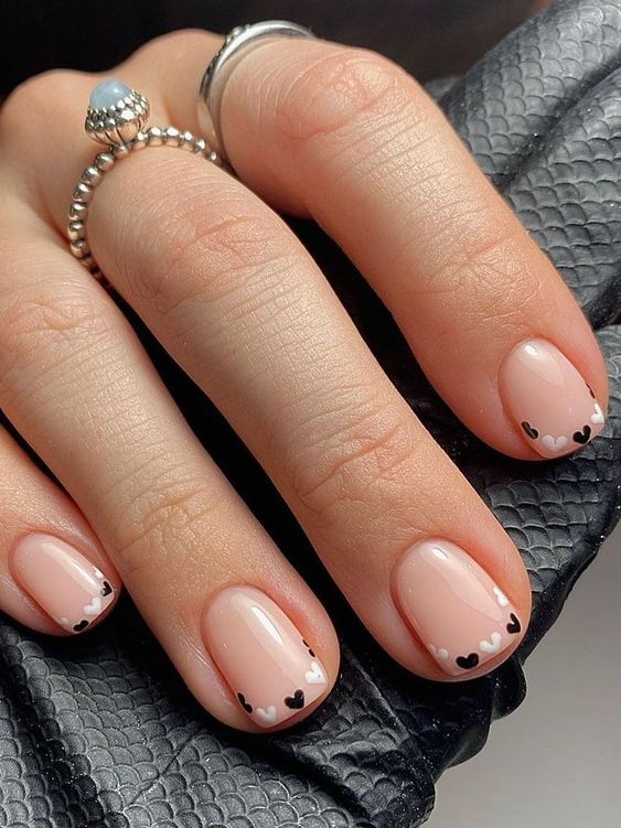 Simple nail designs 