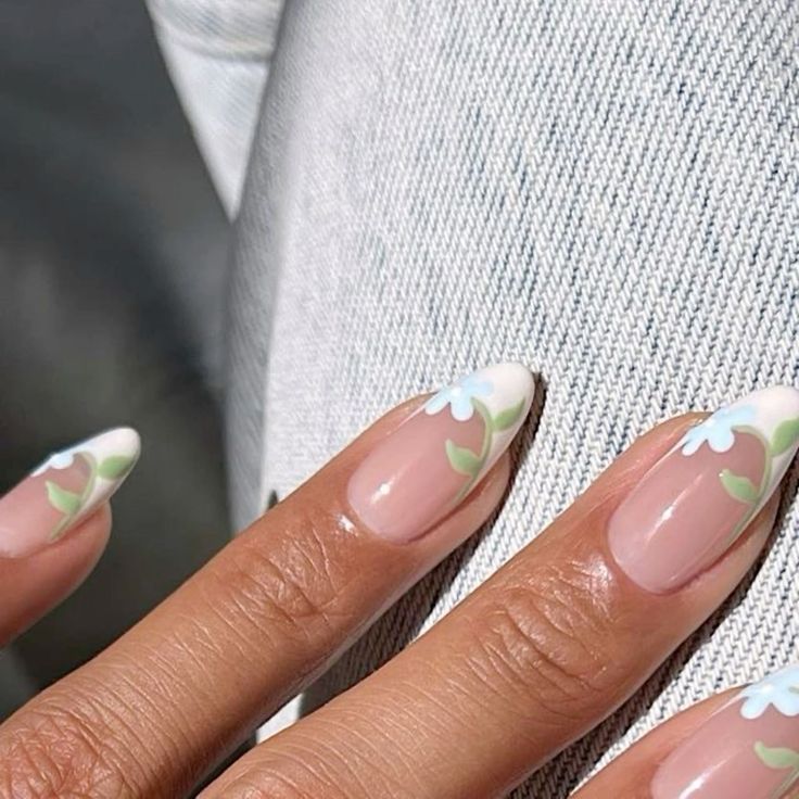 April nail designs 