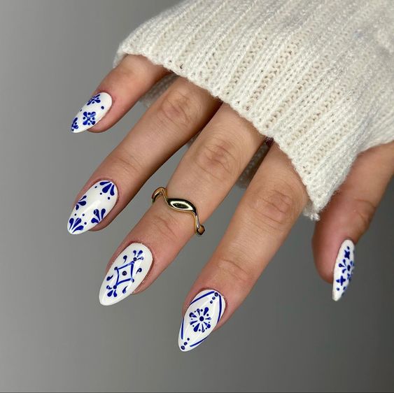 Elegant nails for summer 
