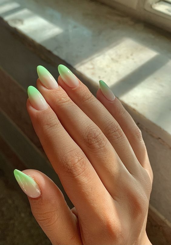 modern nails for summer 