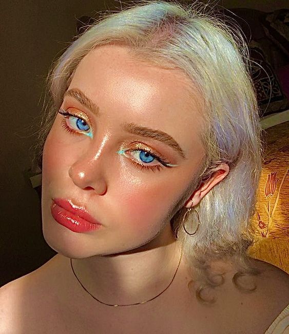 Cute Fireworks makeup 