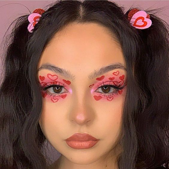 Simple V-day makeup 