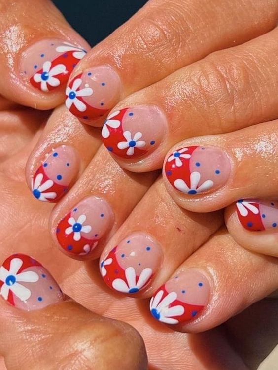Cute nails for party 