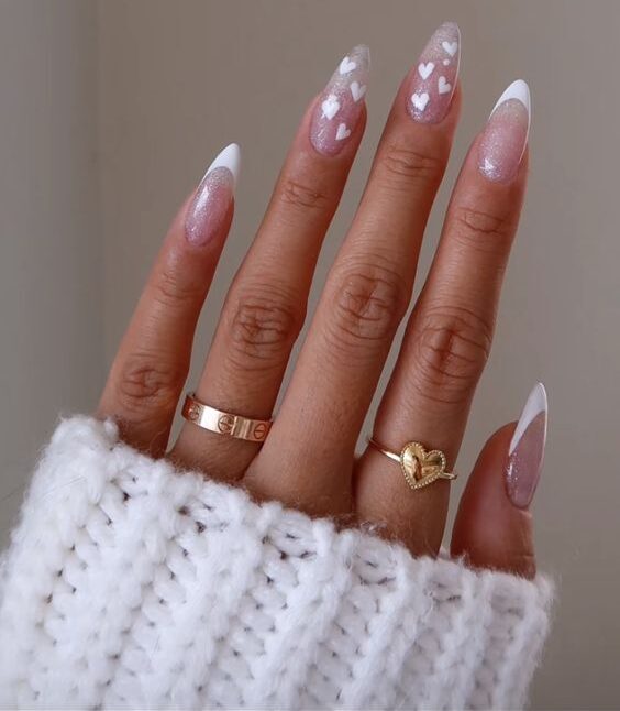 Valentines day nail inspo 
