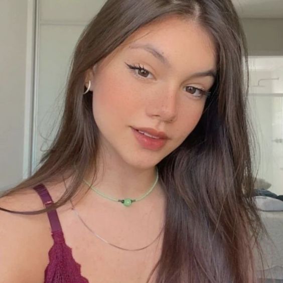 Simple school makeup 