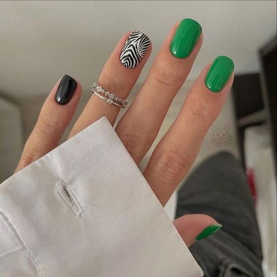 Elegant nails for spring 