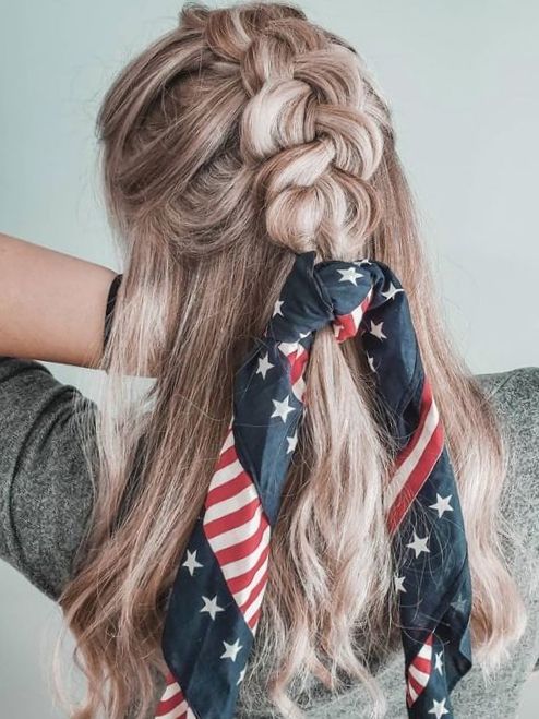 Simple cute hair for holiday 