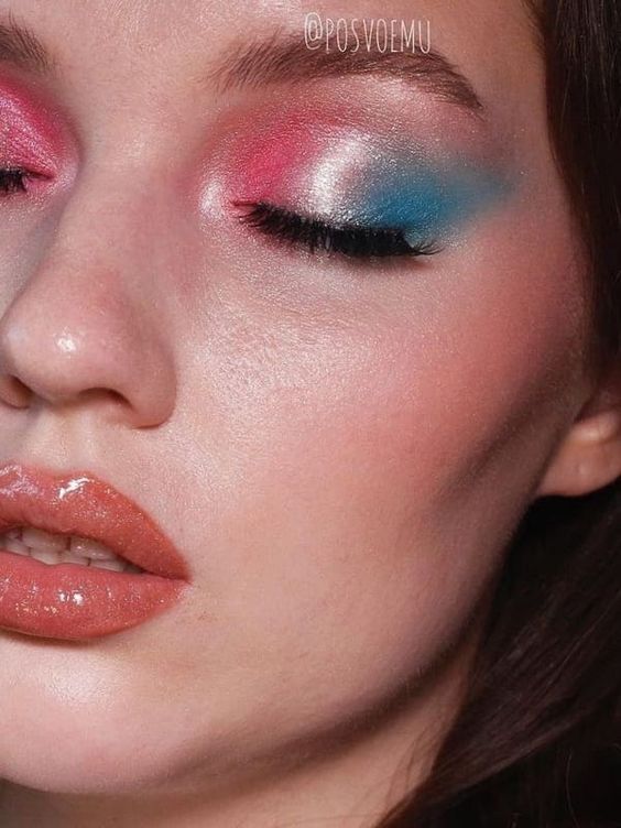 Cute Fireworks makeup 