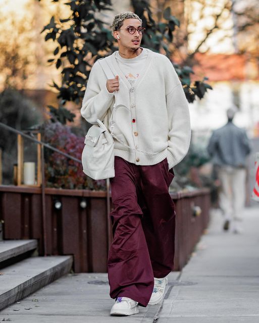 Simple outfit for unique guys 