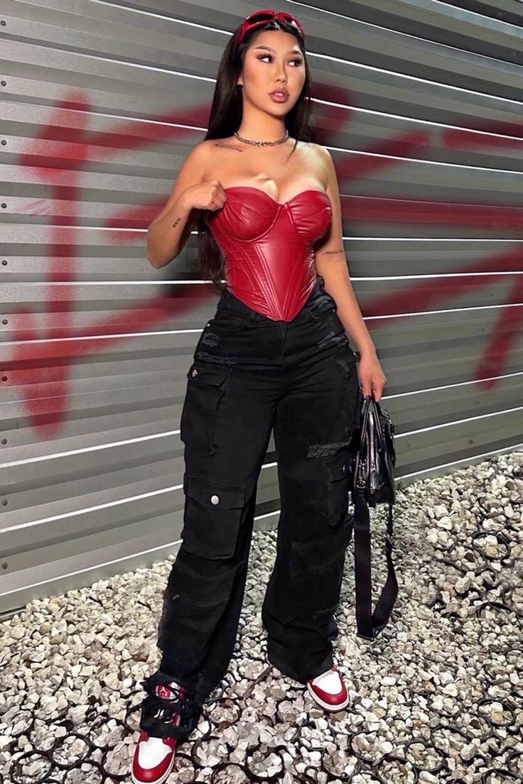 Cool night out baddie birthday outfits 